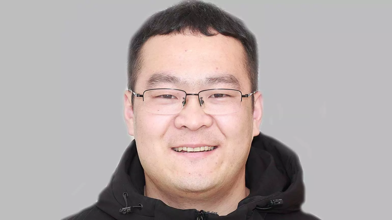 Employee Zou Chunlei