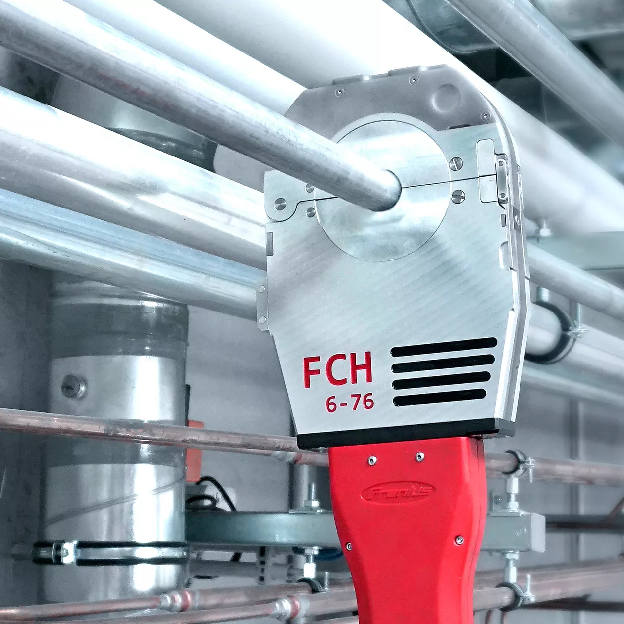 mechanisiertes Orbitalschweißen von dünnwandigen Rohrverbindungen mit geschlossenem Schweißkopf FCH
