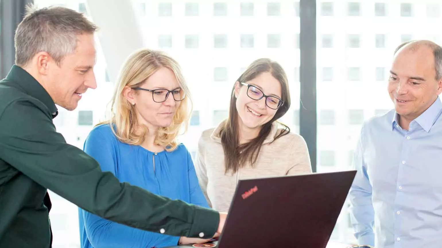 Katharina and Hilmar in a meeting with colleagues