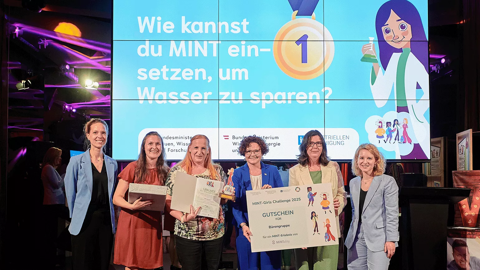 Preisverleihung MINT-Girls Challenge