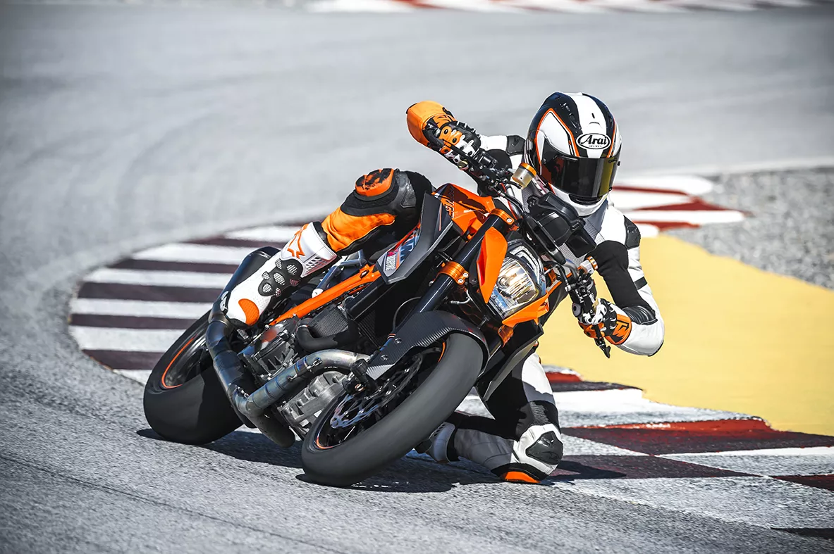 WP Performance uses Fronius welding machines. WP Performance, Motorrad, Fronius