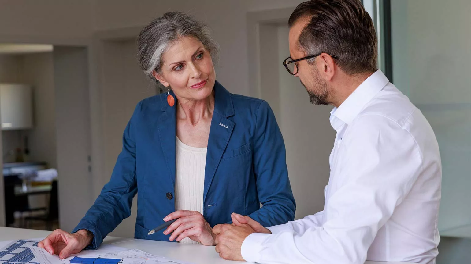 Man and woman in consultant situation