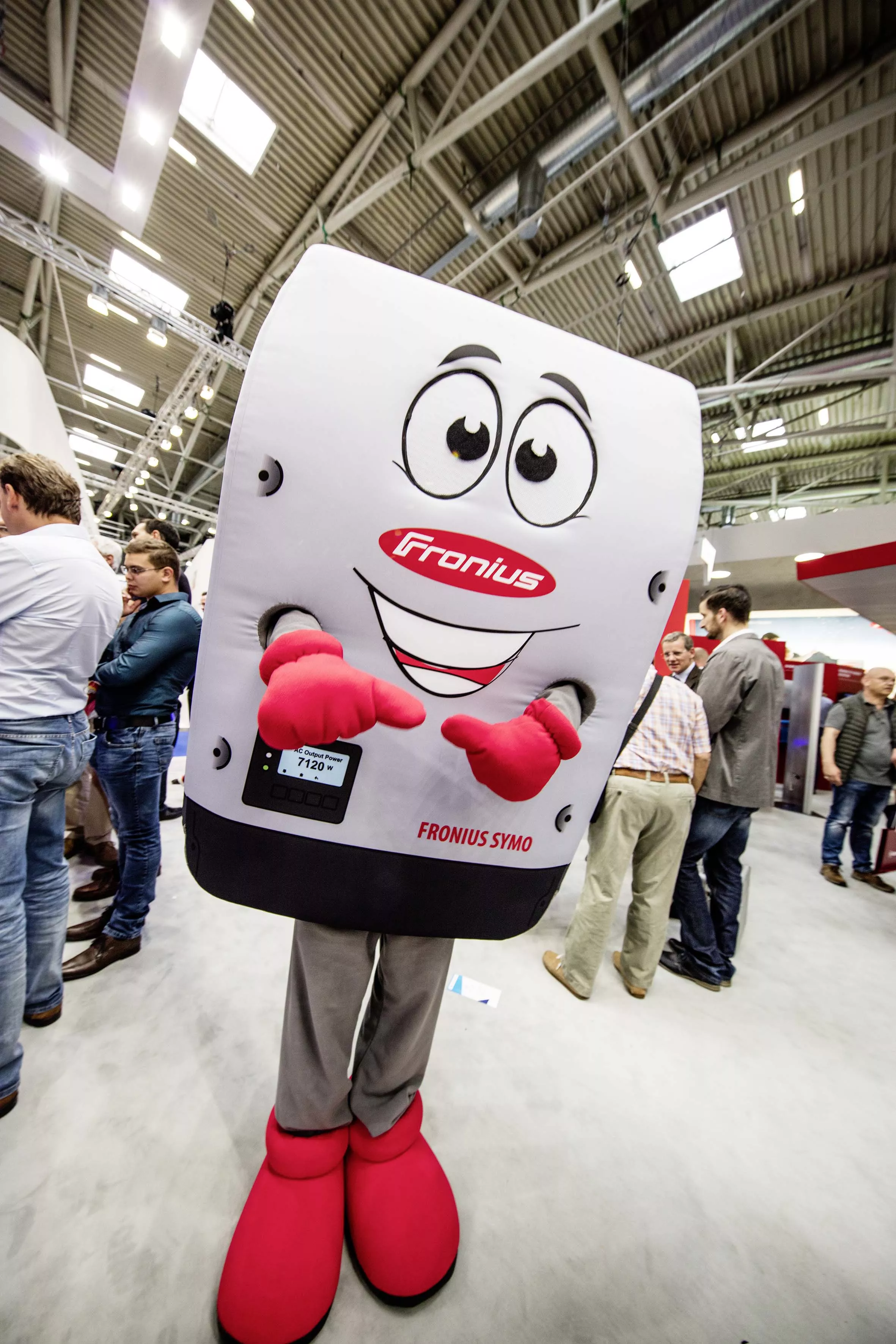 Intersolar 2016 Snappy Maskottchen