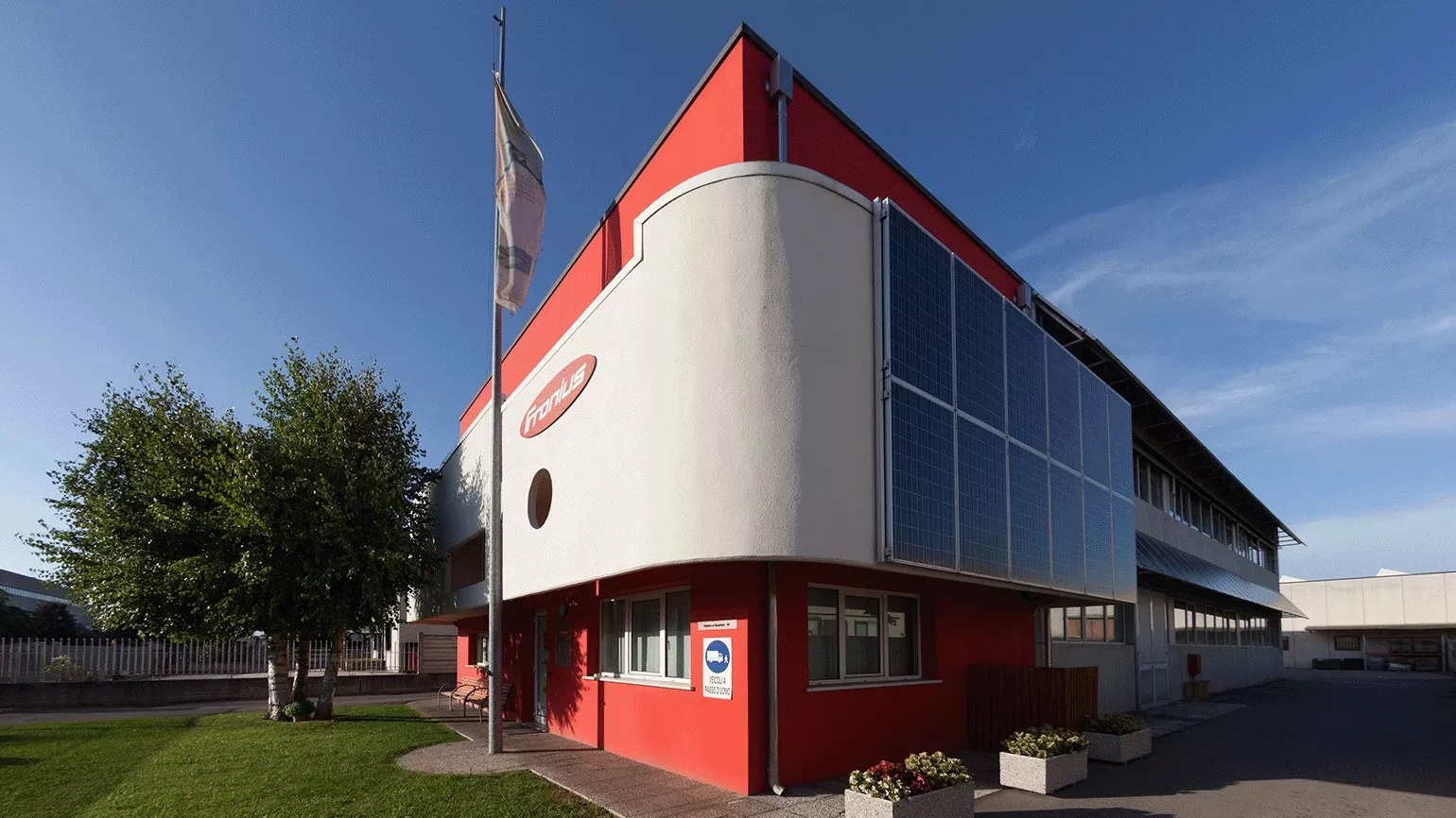 Building of Fronius Italia